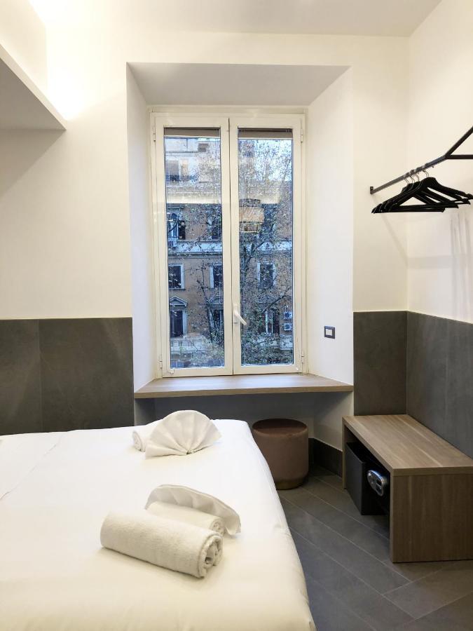 Ottaviano Smart Rooms Rome Exterior photo